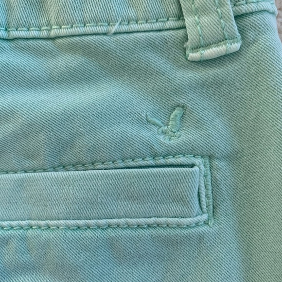American Eagle High Wasted Midi Colored Shorts - Picture 5 of 5